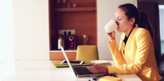 How to Start a Side Hustle While Keeping Your Day Job How to Start a Side Hustle While Keeping Your Day Job